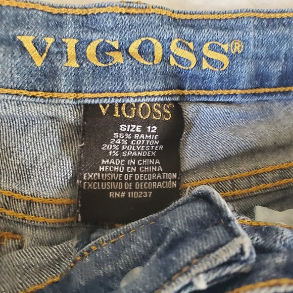 VIGOSS and THE CHILDREN PLACE JEAN SHORTS and FLORAL PEASANT TOP BUNDLE - Picture 4 of 7